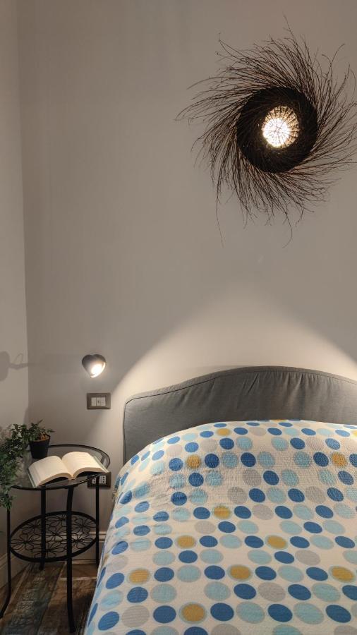 Bed and Breakfast Sa Mama 'E Su Sole Cagliari Exterior foto